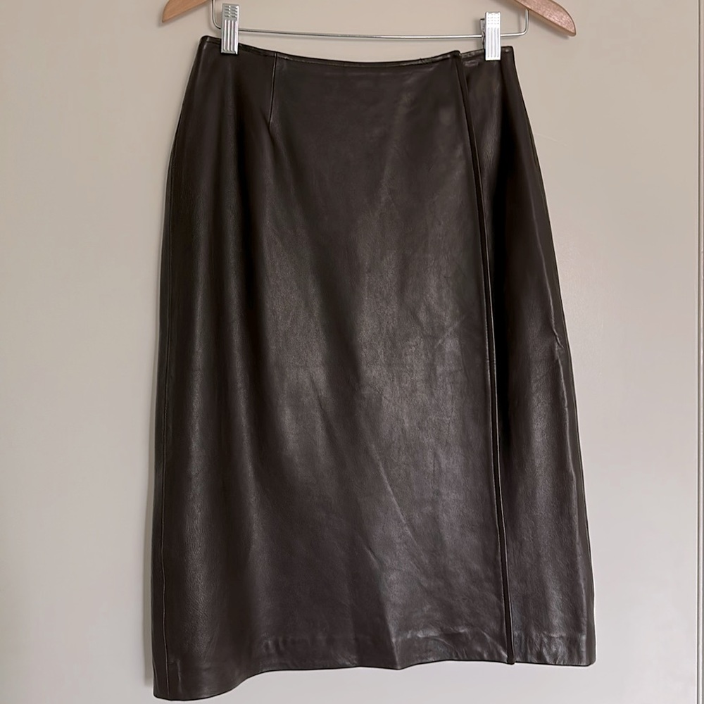 Lafayette 148 New York leather skirt **